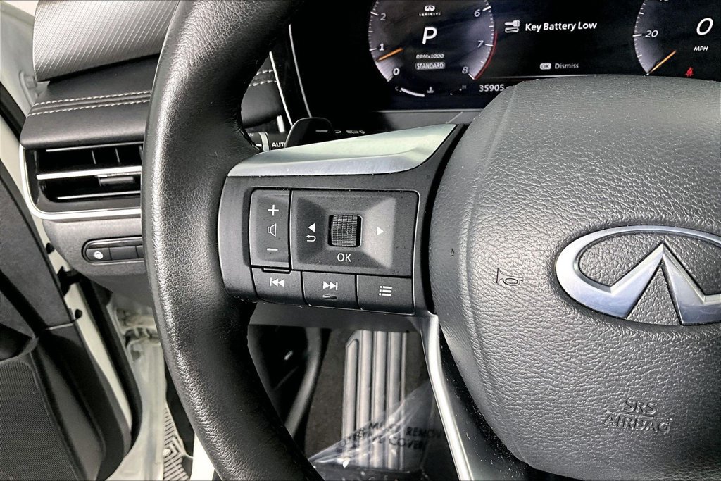 Used 2023 INFINITI QX60 Luxe FWD image 18