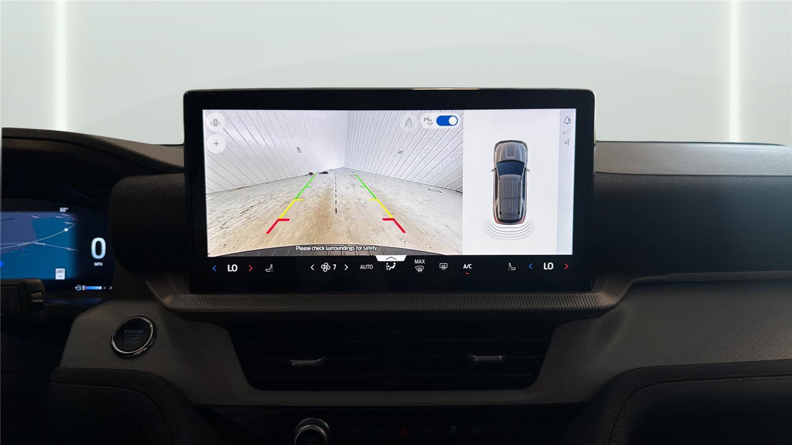 Certified 2025 Ford Explorer Active image 18