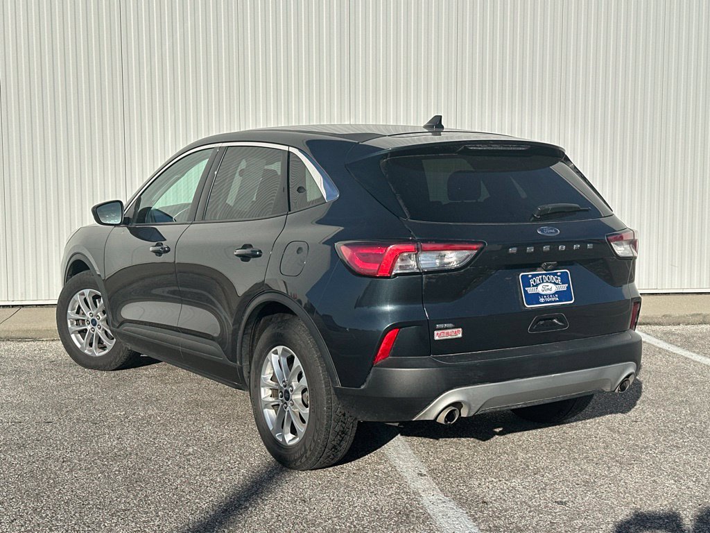 Certified 2022 Ford Escape SE FWD image 5