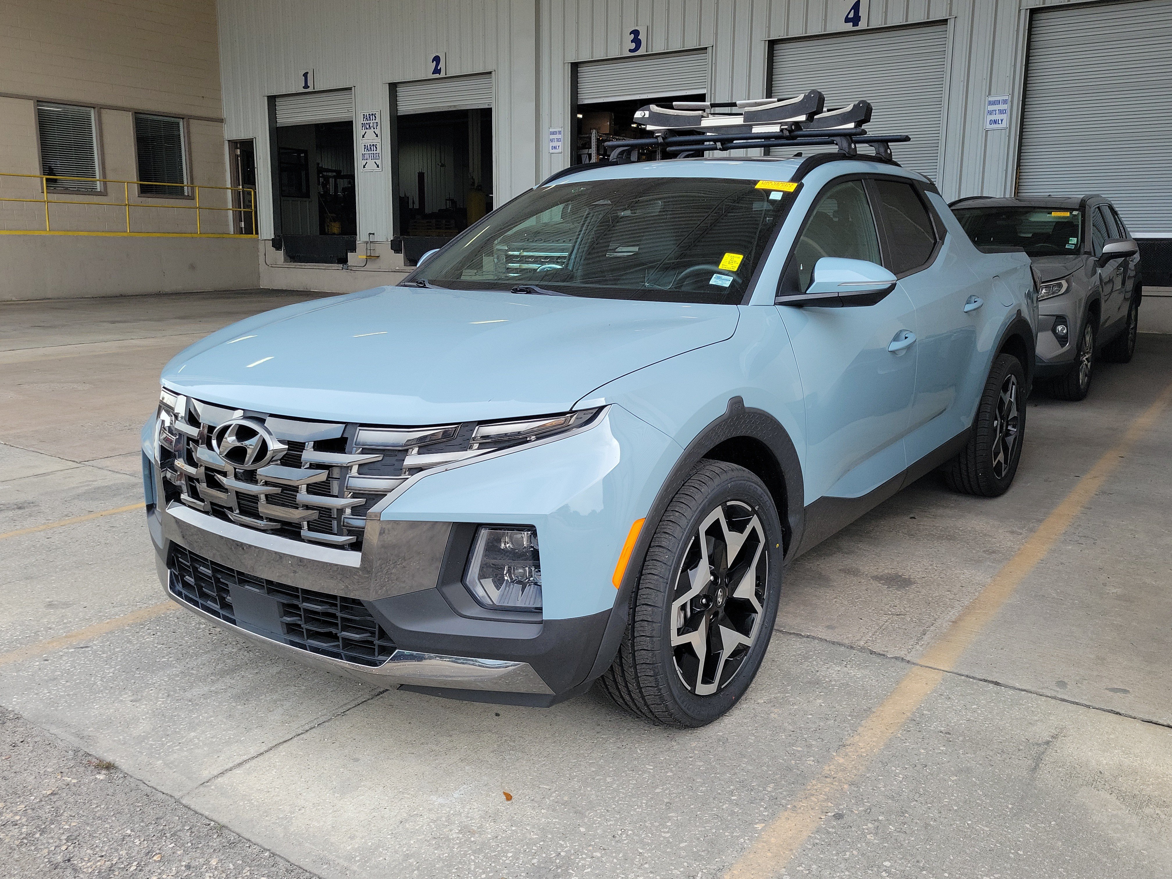 Used 2022 Hyundai Santa Cruz Limited AWD/4WD image 3
