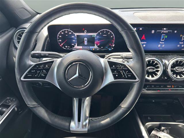 Used 2025 Mercedes-Benz GLB 250 4MATIC image 22