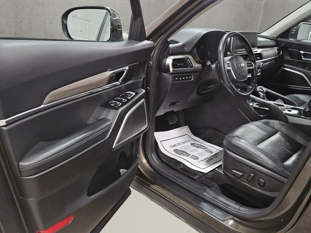 Used 2020 Kia Telluride EX w/ EX Premium Package AWD/4WD image 11