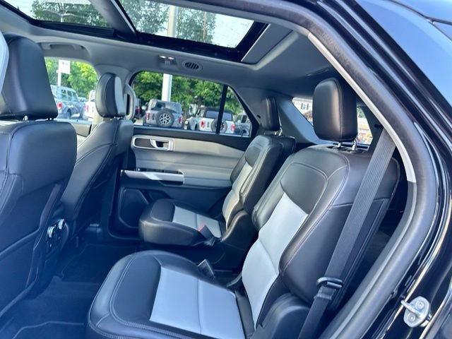 Certified 2023 Ford Explorer XLT w/ Equipment Group 202A AWD/4WD image 43