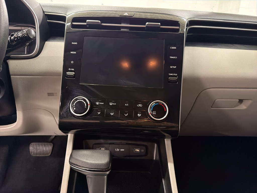 Used 2022 Hyundai Tucson SE FWD image 23