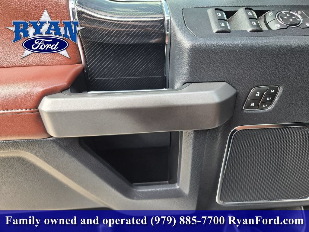 Certified 2022 Ford F350 Platinum w/ FX4 Off-Road Package AWD/4WD image 15