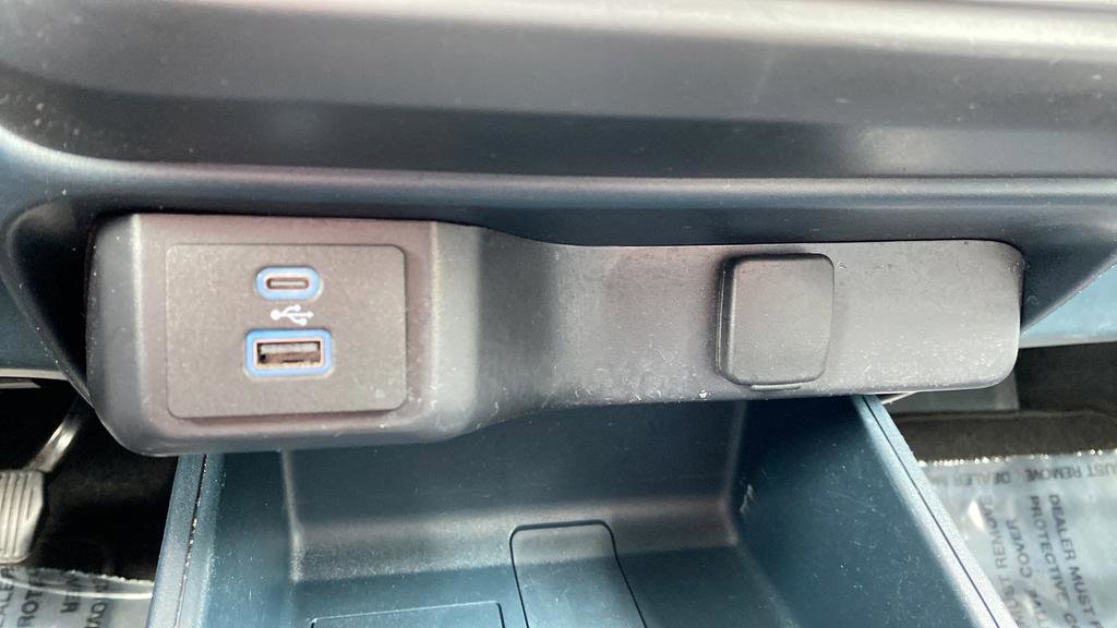 Certified 2024 Ford Maverick XLT w/ XLT Luxury Package image 20