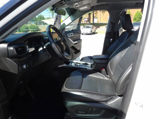 Certified 2022 Ford Explorer Limited w/ Equipment Group 301A RWD image 27