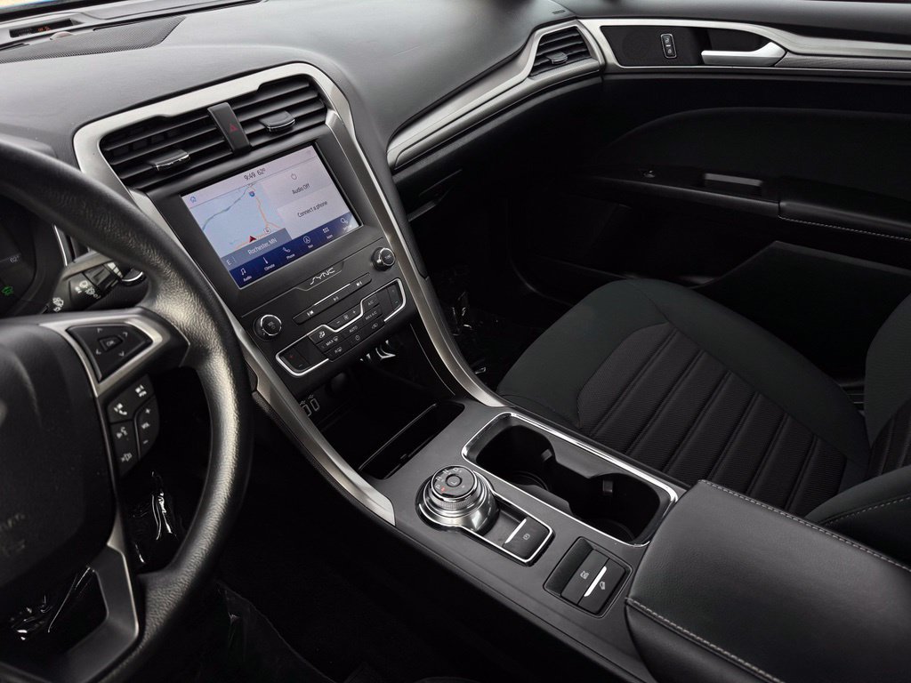 Certified 2020 Ford Fusion SE FWD image 20