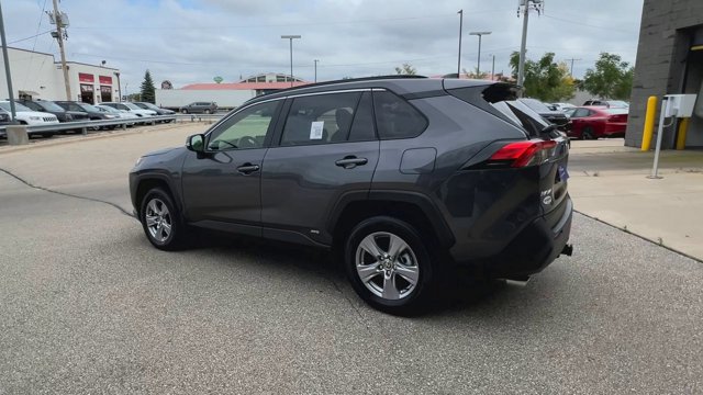 Used 2025 Toyota RAV4 XLE AWD/4WD image 7
