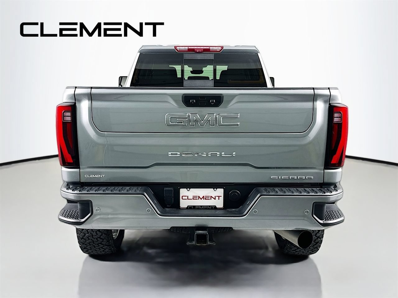 Used 2024 GMC Sierra 3500 Denali w/ Denali Reserve Package AWD/4WD image 8