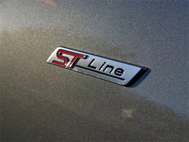 Certified 2023 Ford Escape ST-Line w/ Tech Pack #1 image 7