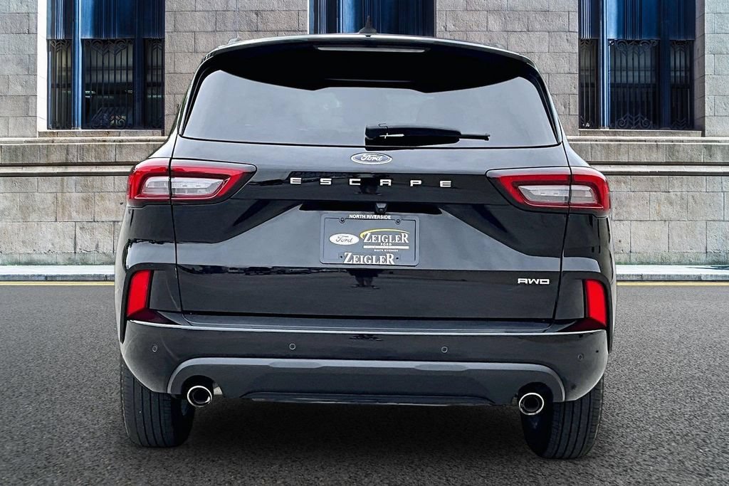 Certified 2023 Ford Escape ST-Line w/ Tech Pack #1 AWD/4WD image 4