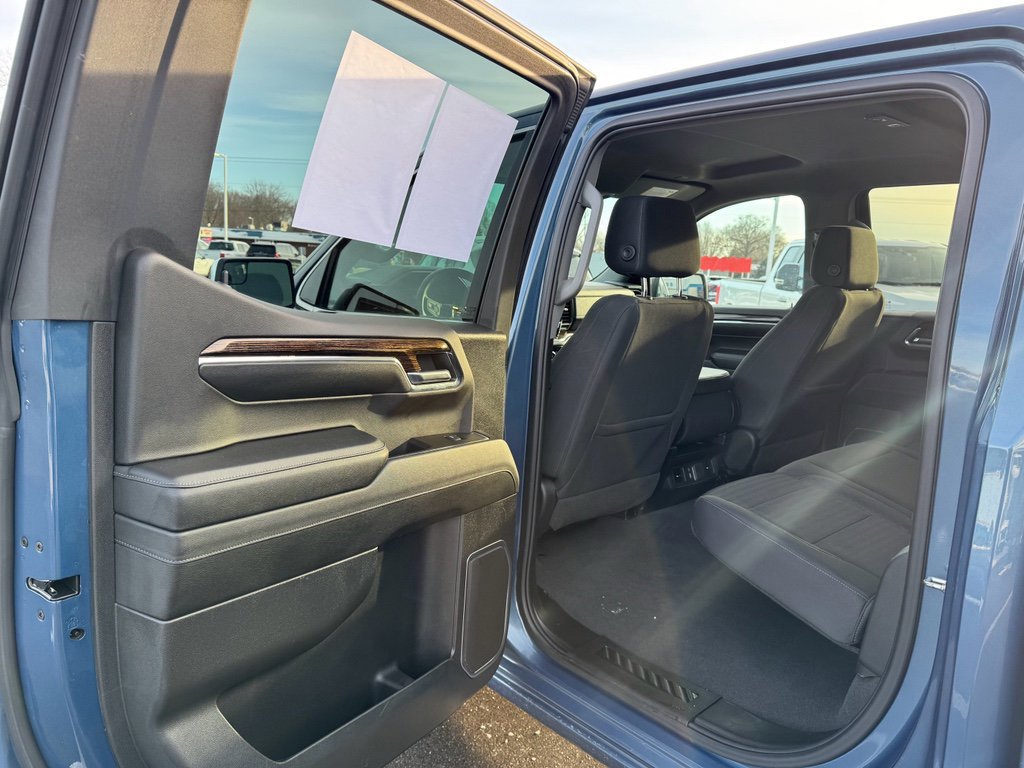 Used 2024 GMC Sierra 1500 SLE image 20