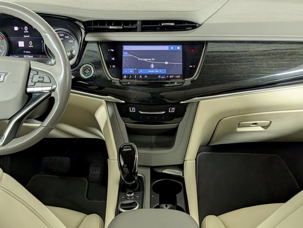 Used 2023 Cadillac XT6 Premium Luxury w/ Technology Package FWD image 18