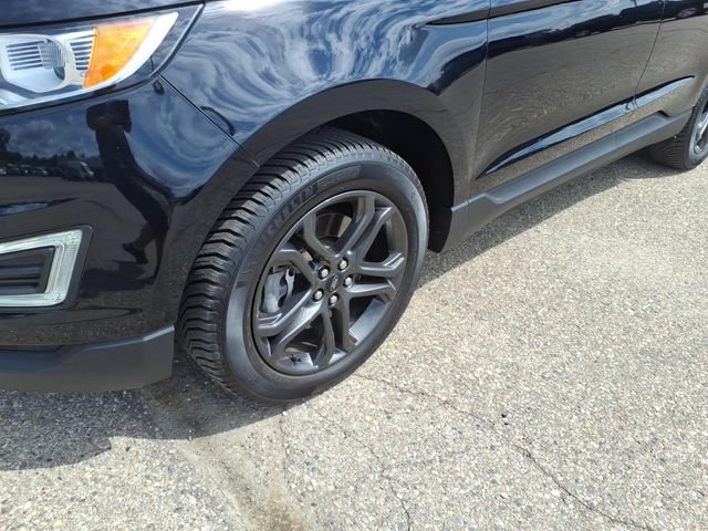 Certified 2018 Ford Edge SEL w/ Equipment Group 201A AWD/4WD image 4