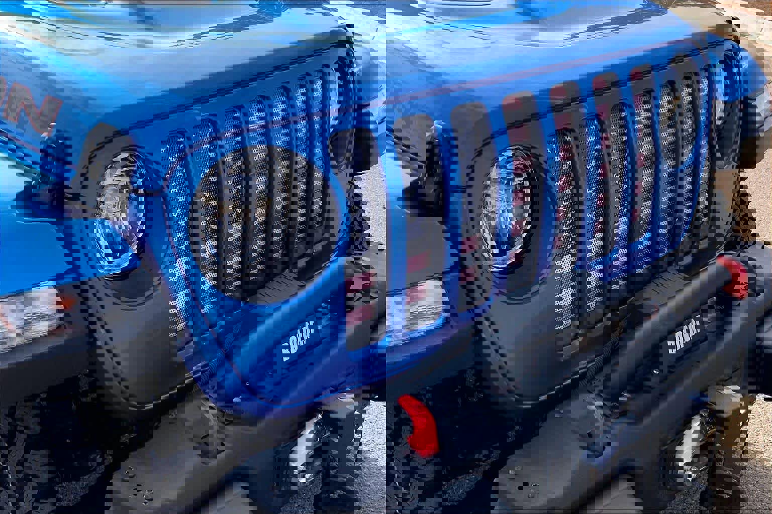 Used 2021 Jeep Gladiator Rubicon w/ Trailer Tow Package image 29