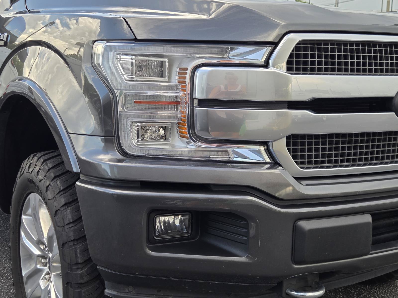 Certified 2020 Ford F150 Platinum w/ Equipment Group 701A Luxury AWD/4WD image 5