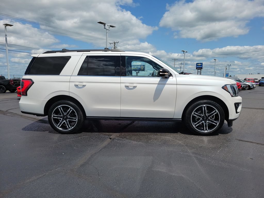 Certified 2019 Ford Expedition Limited w/ Equipment Group 303A AWD/4WD image 3