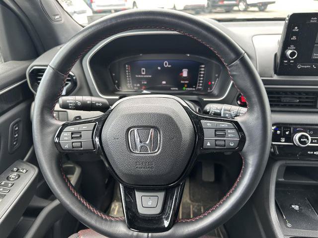 Used 2025 Honda Pilot Black Edition image 26