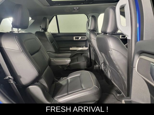 Certified 2023 Ford Explorer XLT w/ Equipment Group 202A AWD/4WD image 18