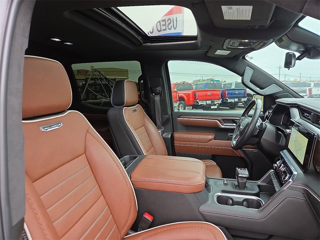 Used 2025 GMC Sierra 1500 Denali Ultimate image 13