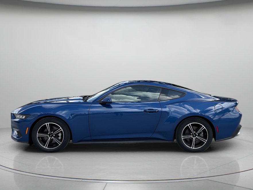 Certified 2024 Ford Mustang Coupe RWD image 5