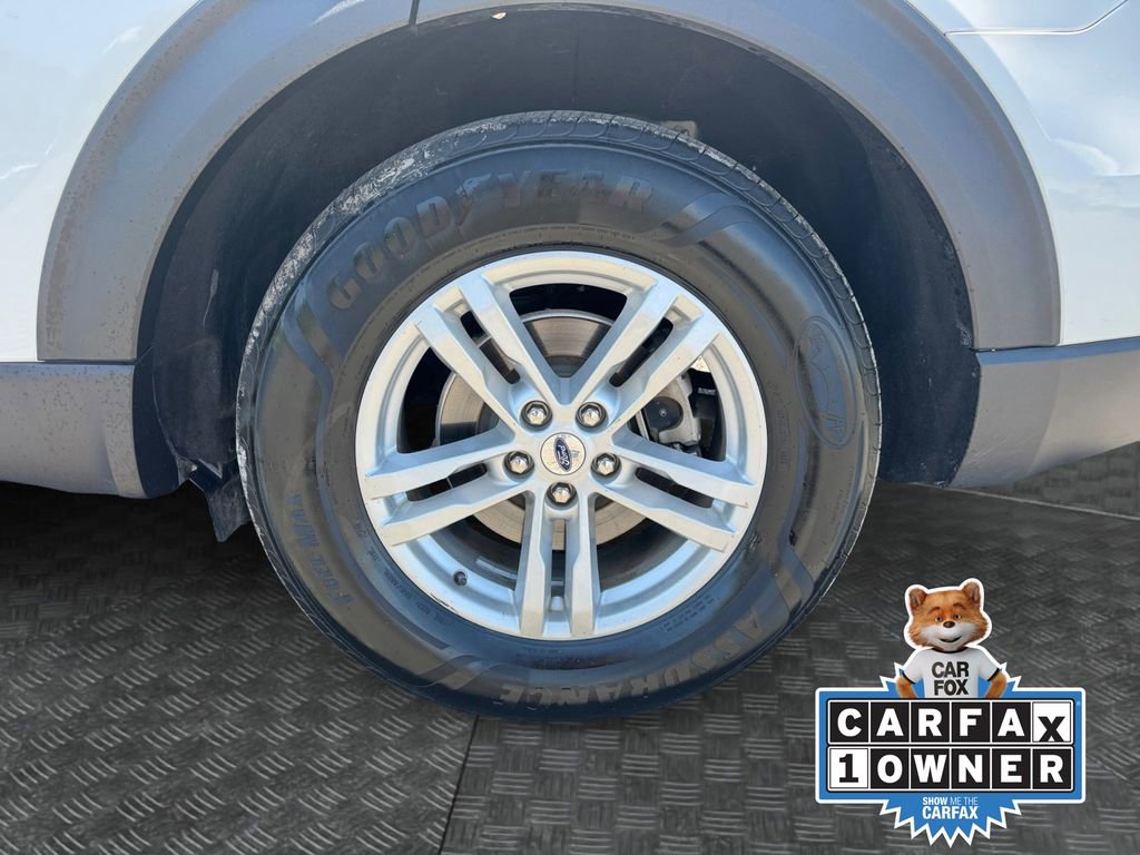 Certified 2023 Ford Explorer XLT w/ Equipment Group 202A RWD image 17