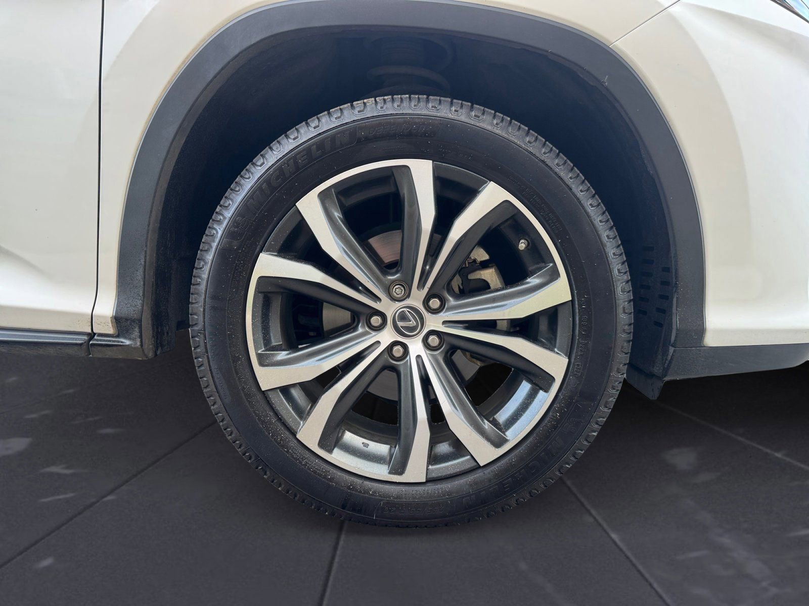 Used 2019 Lexus RX 350 350 w/ Premium Package image 14