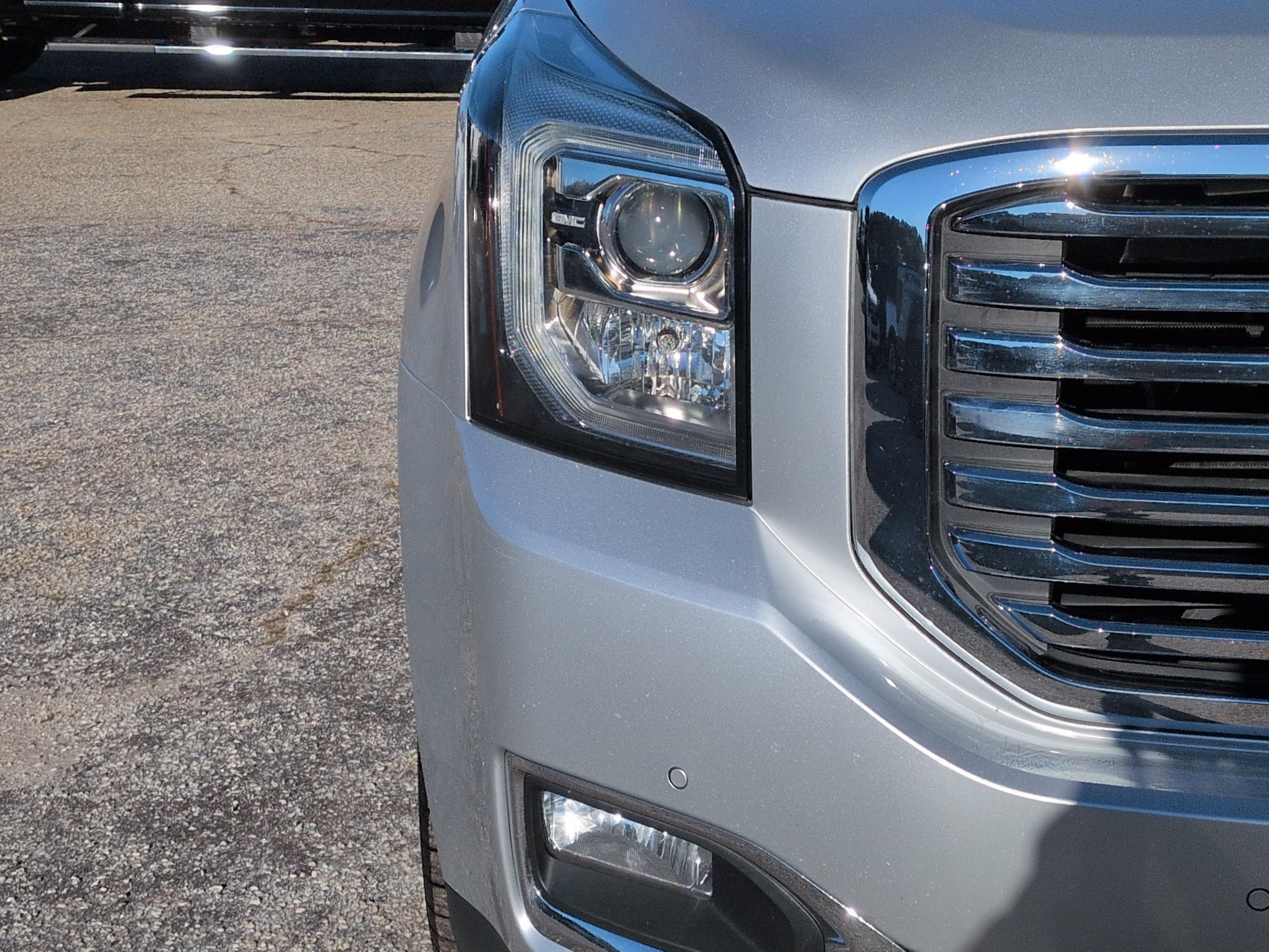 Used 2019 GMC Yukon SLT w/ Premium Edition RWD image 8
