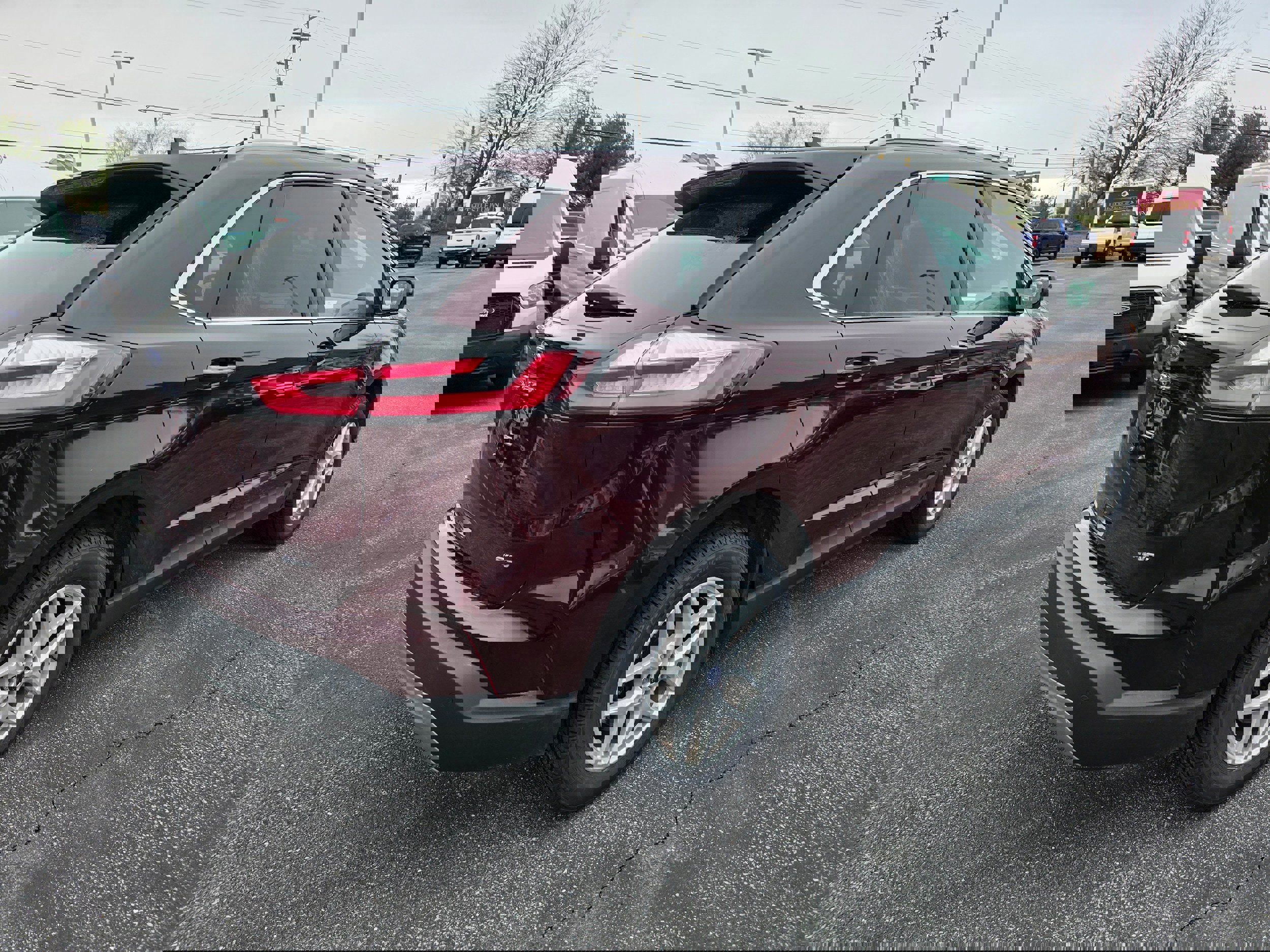 Certified 2022 Ford Edge SEL w/ Convenience Package image 4