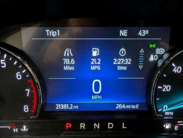 Certified 2022 Ford Explorer XLT w/ Equipment Group 202A image 16