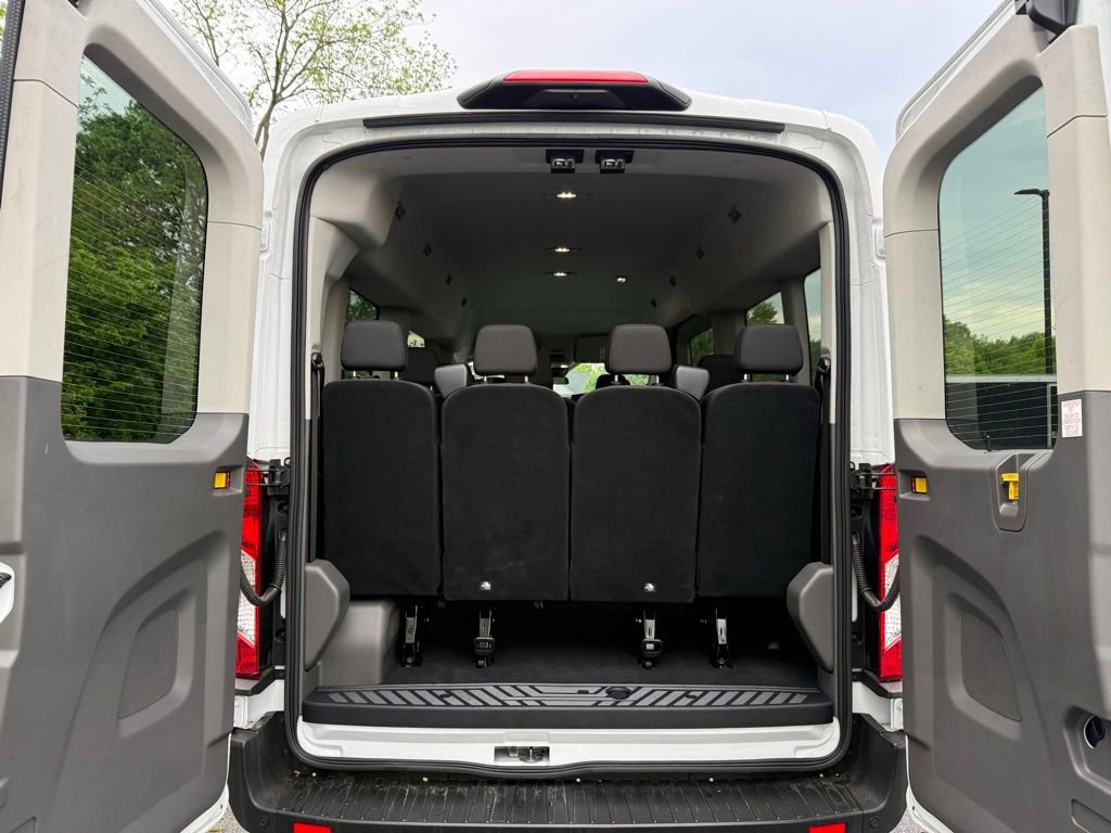 Certified 2025 Ford Transit 350 XLT RWD image 23