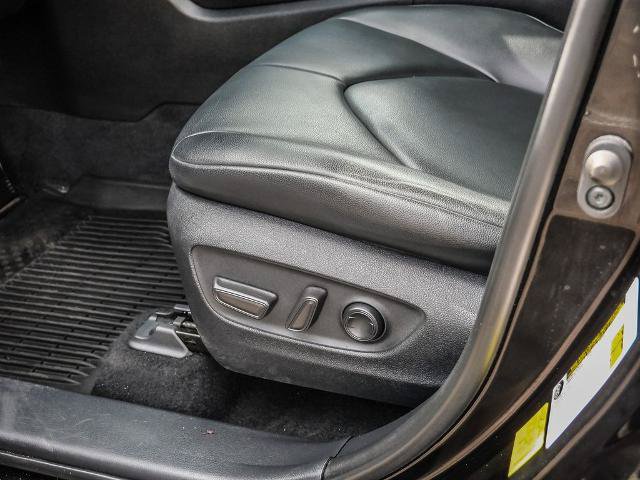 Used 2021 Toyota Highlander XLE AWD/4WD image 36