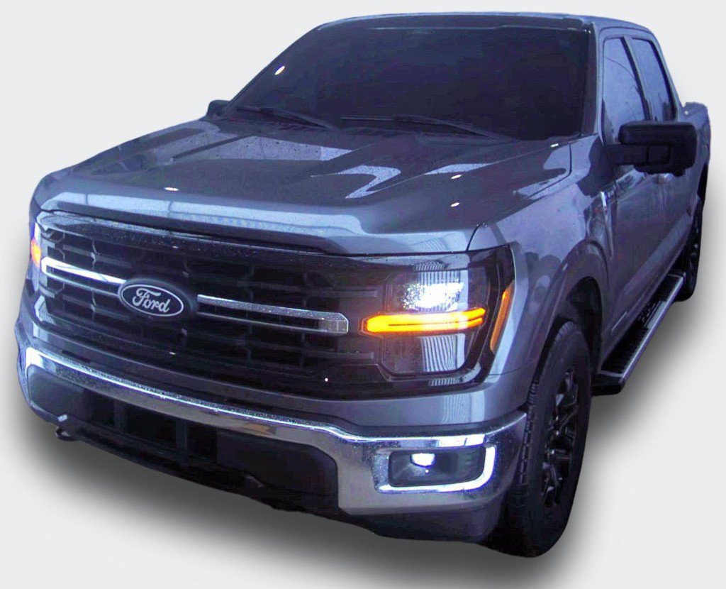 Certified 2024 Ford F150 XLT w/ Mobile Office Package AWD/4WD image 2