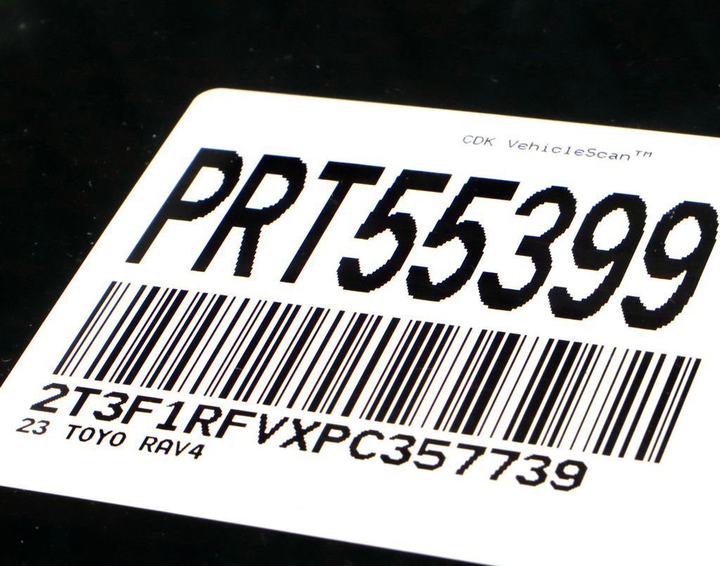 Used 2023 Toyota RAV4 LE AWD/4WD image 35