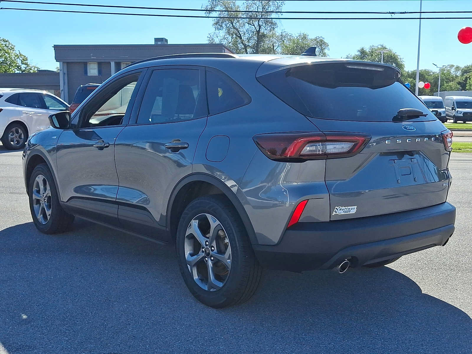 Certified 2025 Ford Escape ST-Line Select AWD/4WD image 4