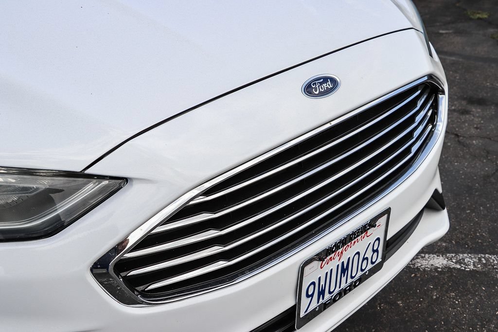 Certified 2020 Ford Fusion SE AWD/4WD image 6