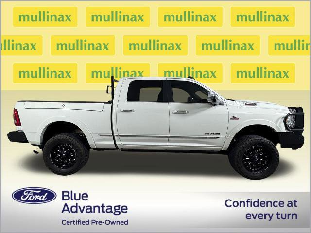 Used 2022 RAM 2500 Limited AWD/4WD image 2