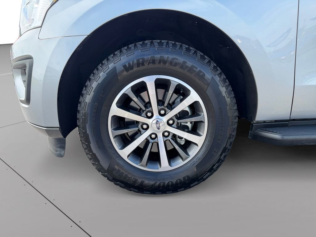 Certified 2020 Ford Expedition XLT RWD image 9