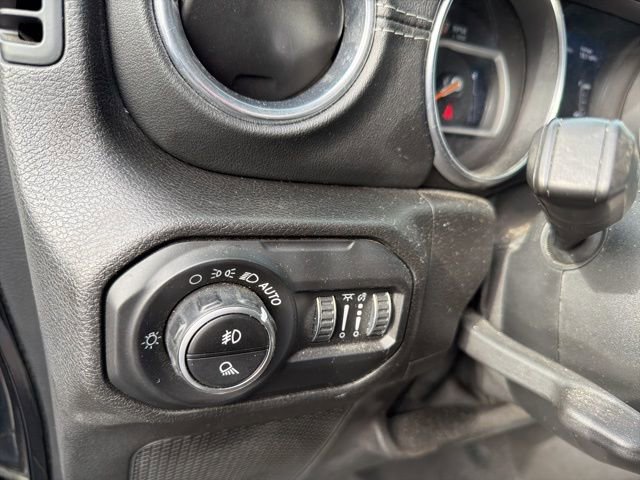 Used 2020 Jeep Gladiator Overland image 7