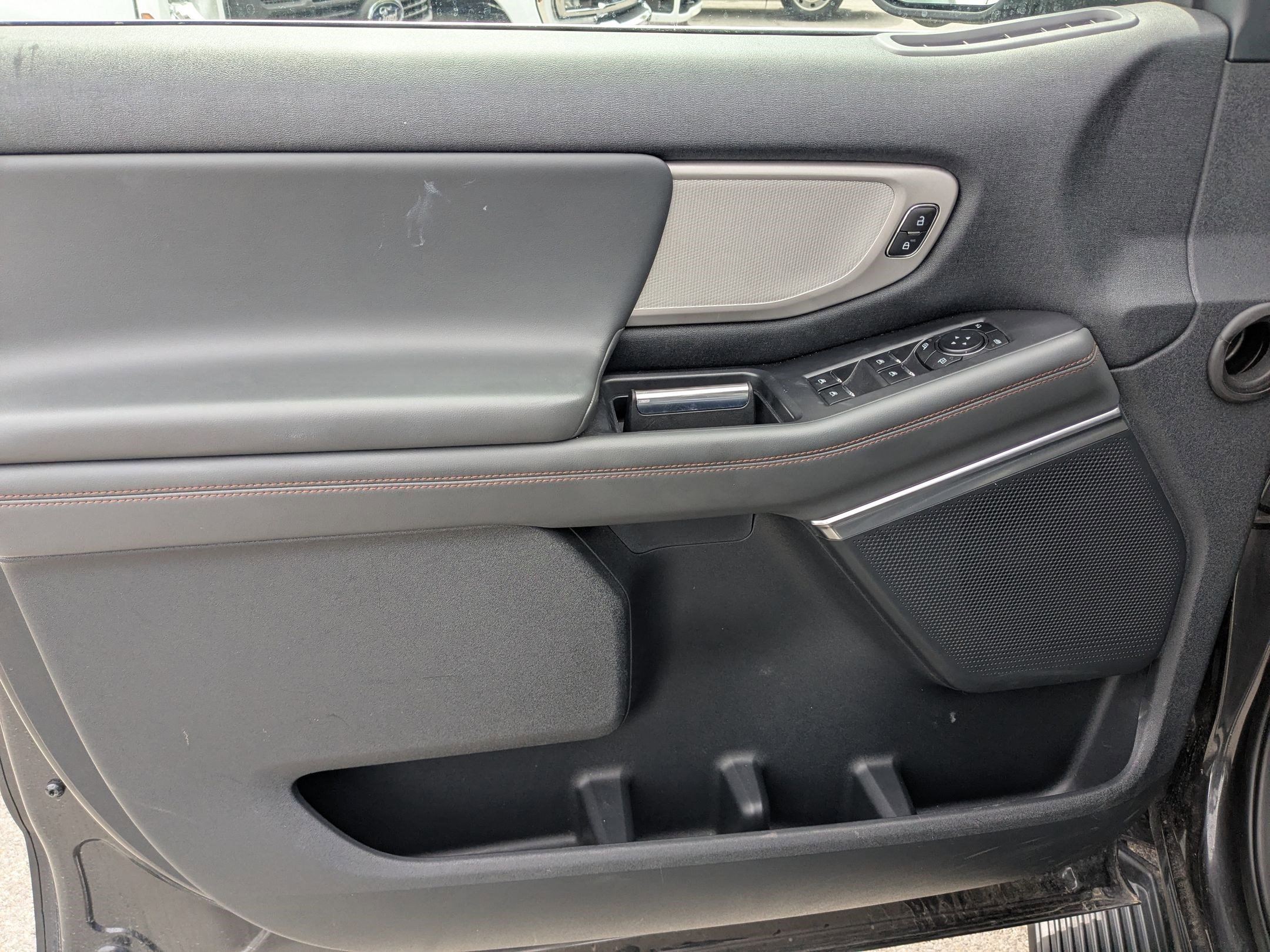 Certified 2025 Ford Expedition Max Active AWD/4WD image 17