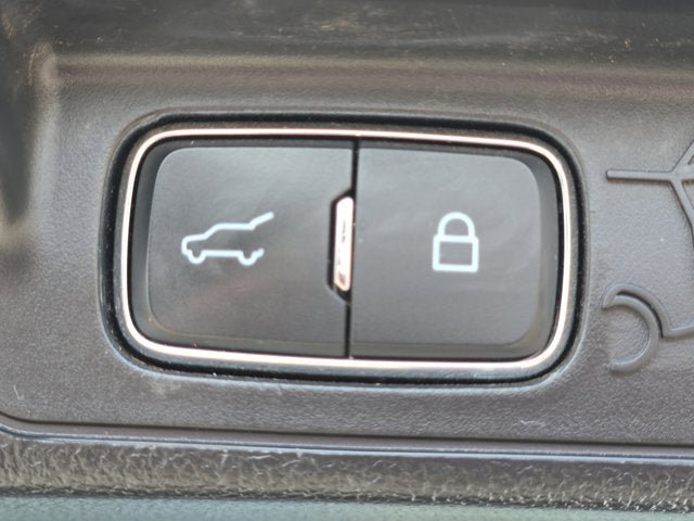 Certified 2024 Ford Explorer XLT w/ Equipment Group 202A AWD/4WD image 18