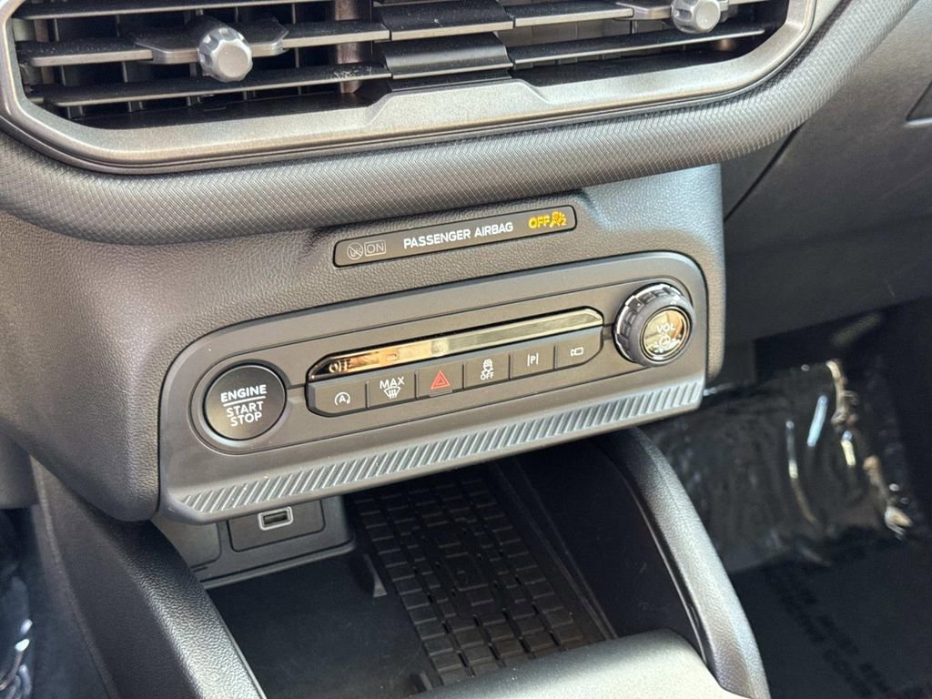 Certified 2025 Ford Bronco Sport Outer Banks w/ Outer Banks Tech Package+ image 26