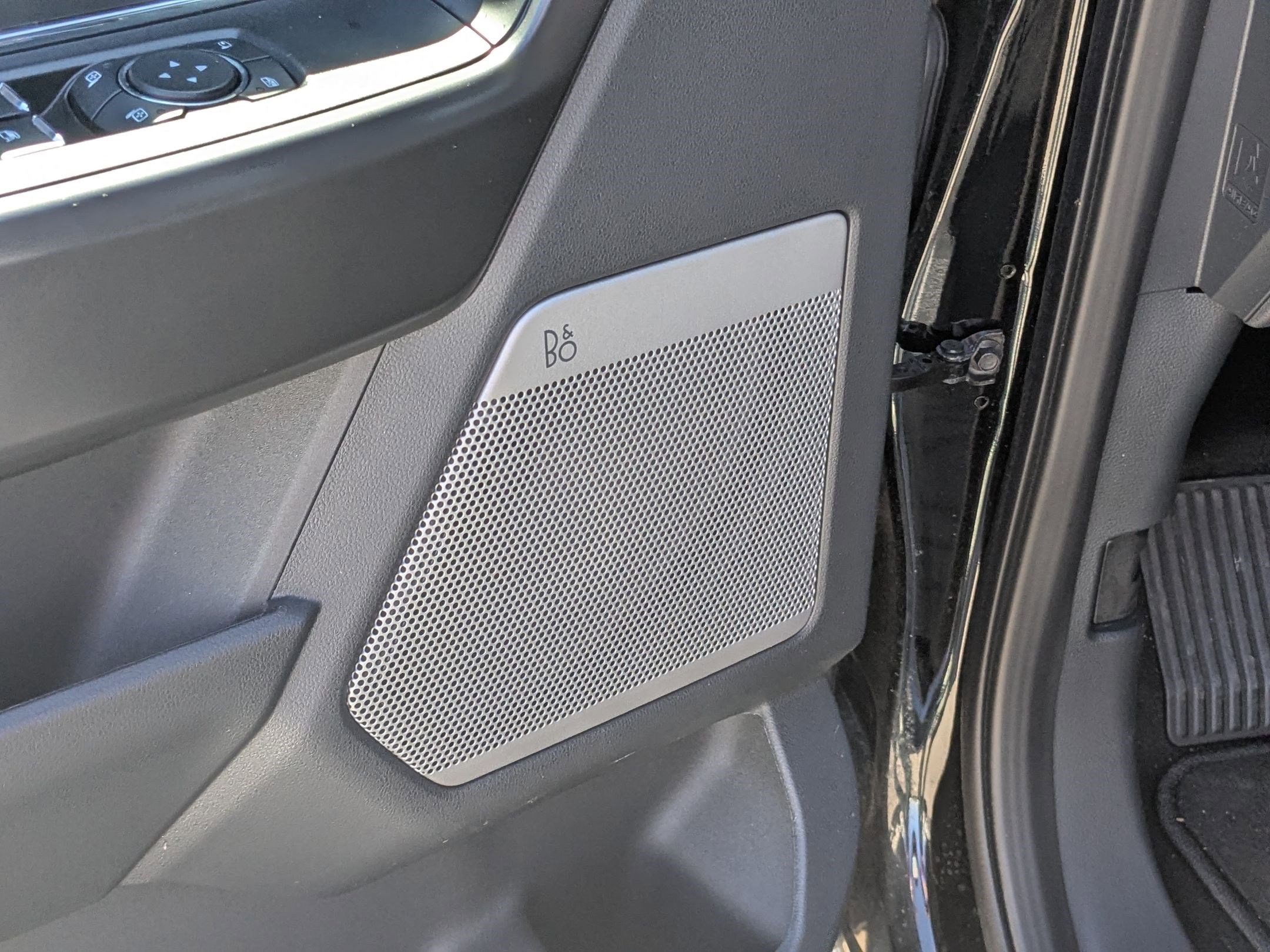 Certified 2025 Ford F150 Lariat image 18