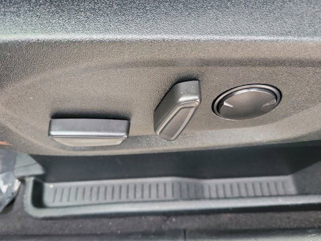 Certified 2022 Ford Edge Titanium image 24