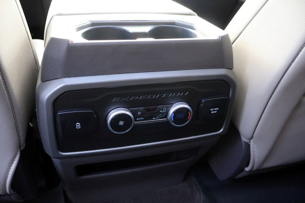 Certified 2021 Ford Expedition Max XLT image 30
