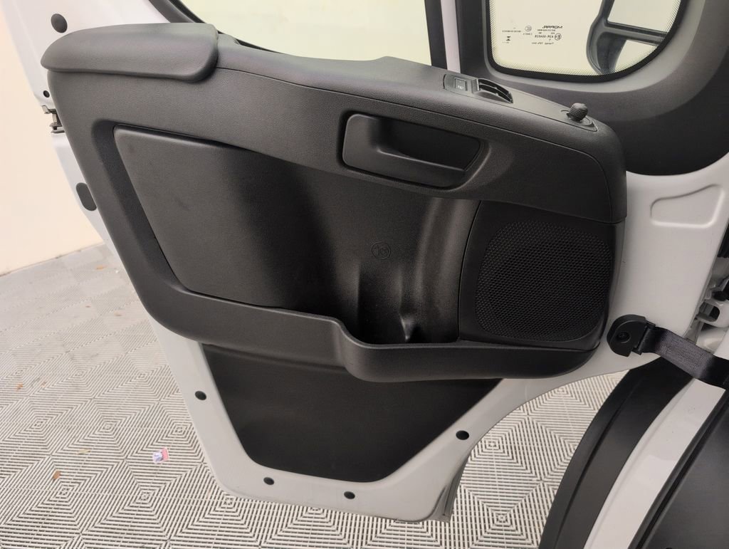Used 2023 RAM ProMaster 2500 FWD image 31