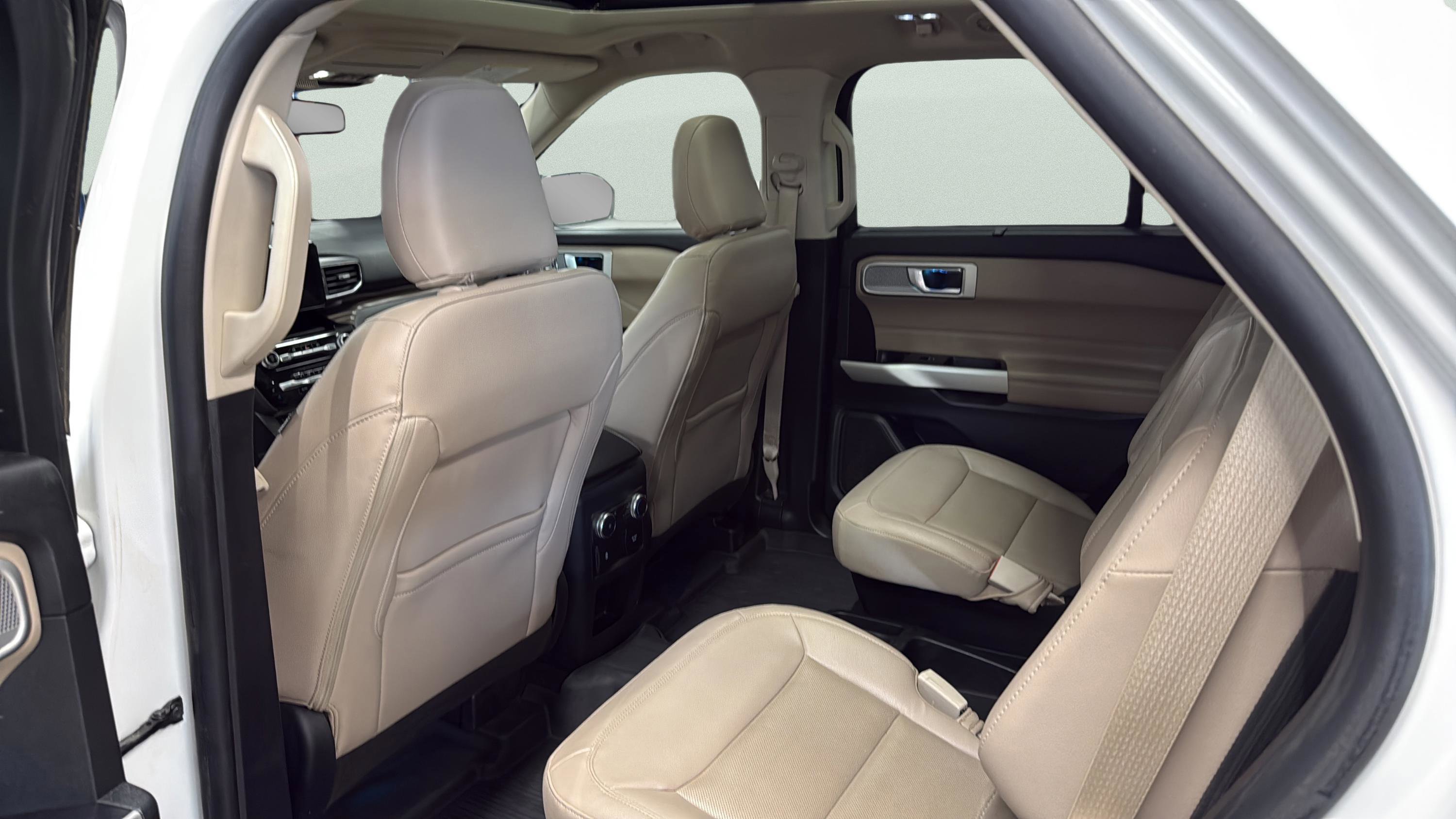 Certified 2021 Ford Explorer Limited w/ Equipment Group 301A image 13