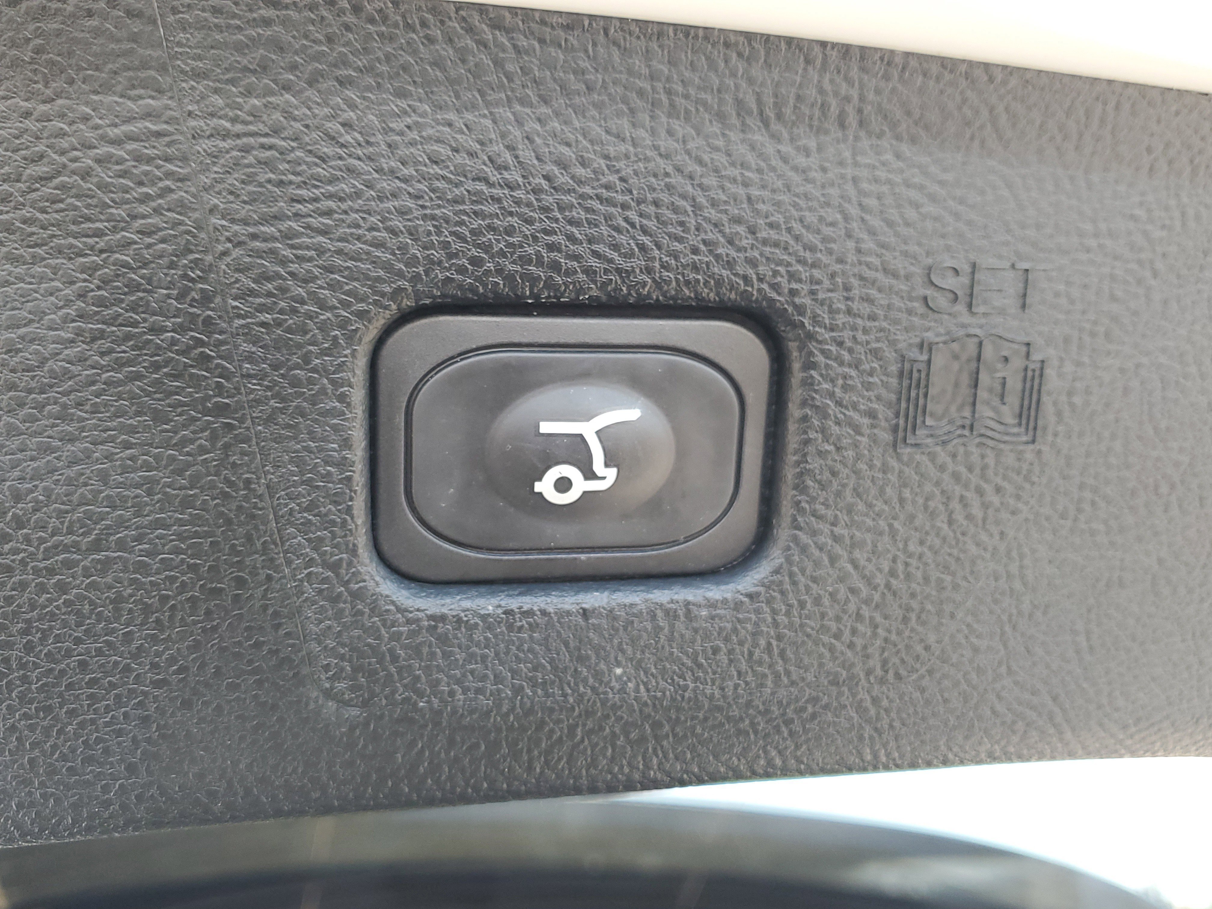 Certified 2022 Ford Edge Titanium w/ Equipment Group 301A image 12