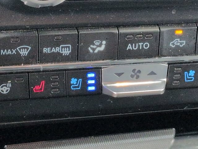 Certified 2024 Ford F350 Lariat AWD/4WD image 21